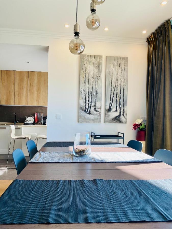 Lovely Apartment For Family And Group Of Friends Povoa de Santa Iria Exterior foto