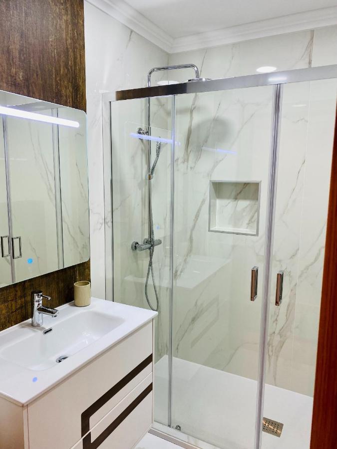 Lovely Apartment For Family And Group Of Friends Povoa de Santa Iria Exterior foto